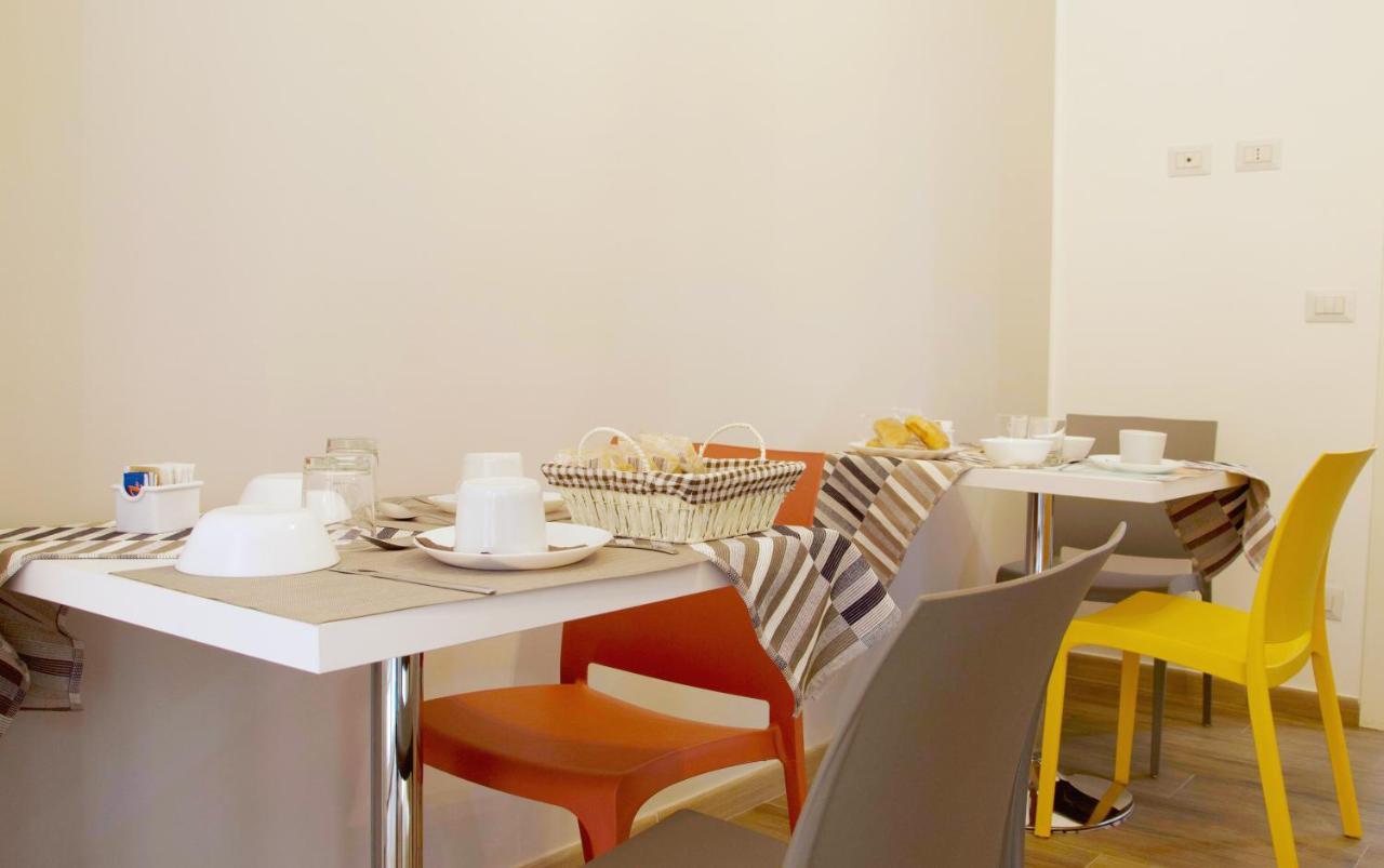 Minerva Rooms Павія Екстер'єр фото